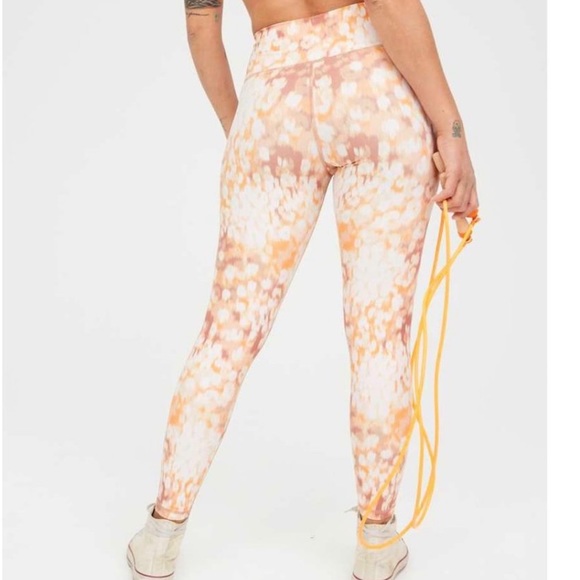 NWOT aerie real me offline crossover high waisted leggings - Picture 3 of 6